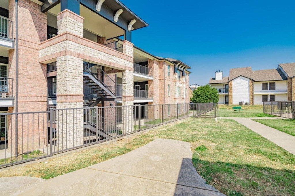 Harper Apartments, 9797 Bruton Road, Dallas, TX RentCafe